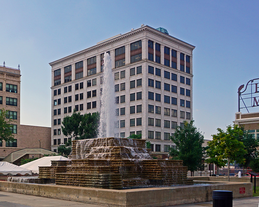 Landers Building by Ryan Hildebrand