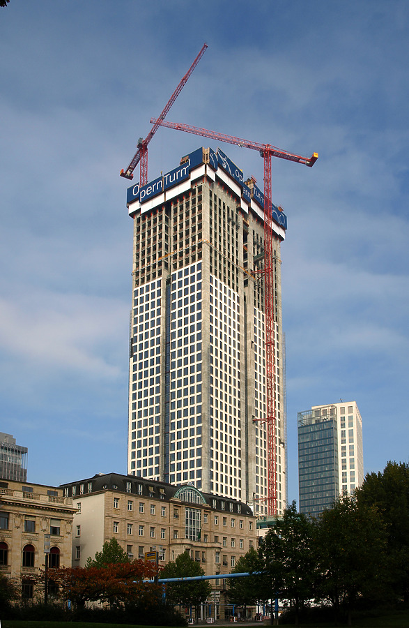 OpernTurm by Marshall Gerometta