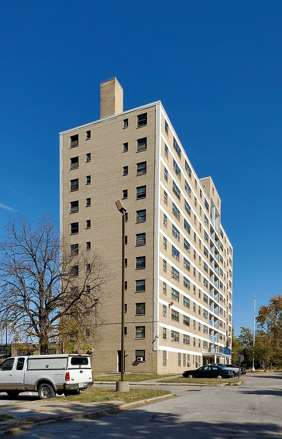 Orr-Weathers Apartments - Building D1 by Ryan Hildebrand