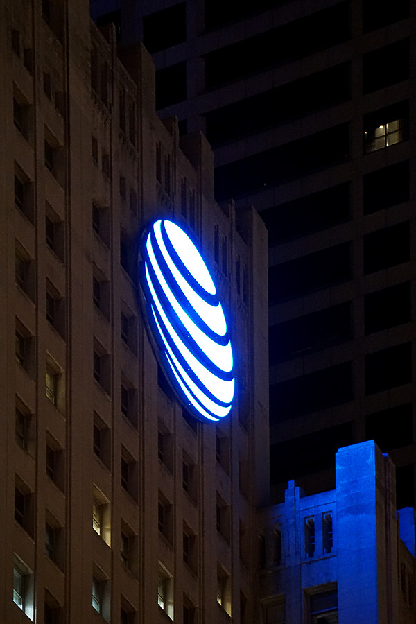 1010 Pine Street by Ryan Hildebrand