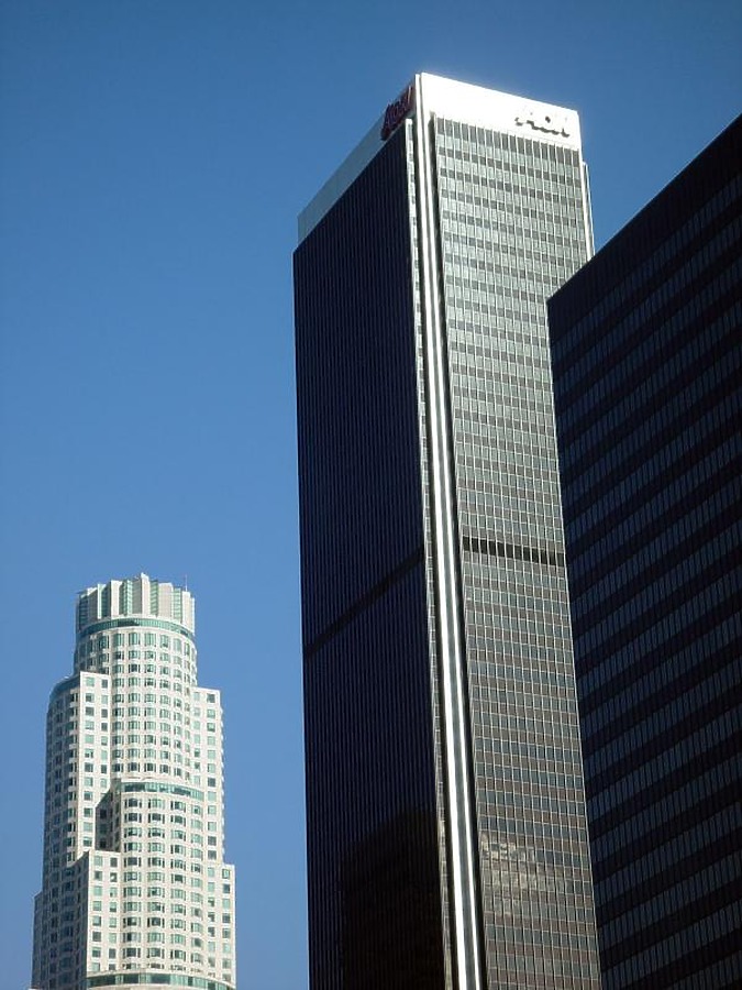 Aon Center by Garrett Stout