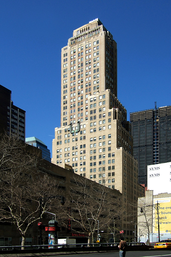 Greenwich Club Residences by John Cahill
