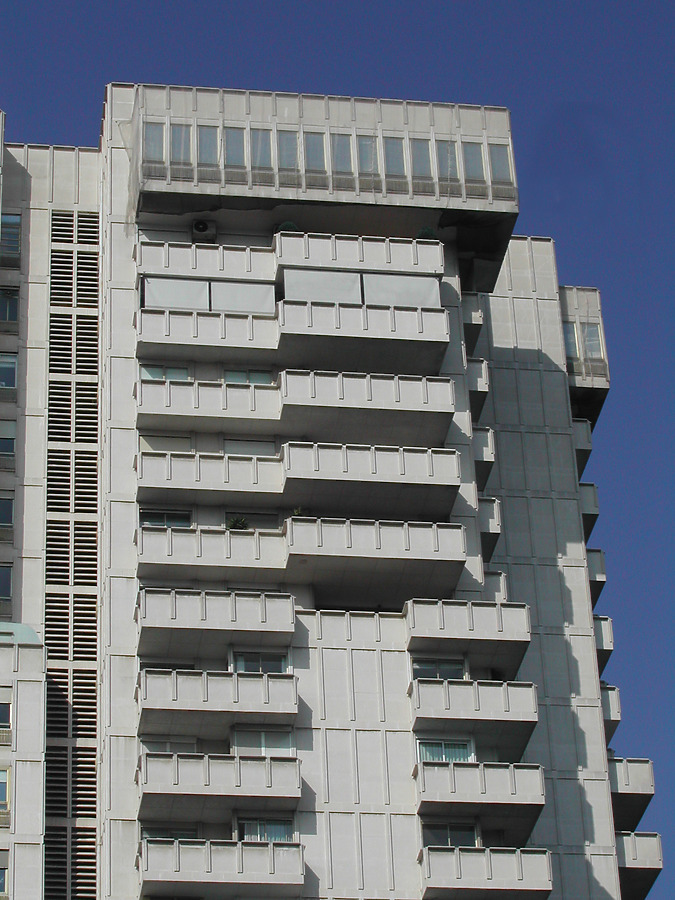 Edificio Atalaya by David Guija