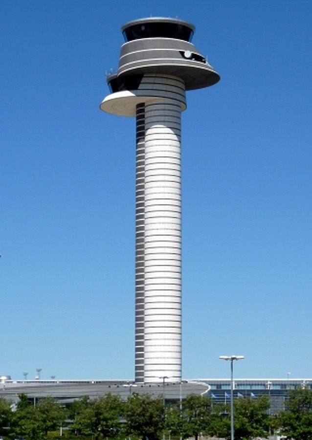Airport Tower Arlanda by Robin Spetz