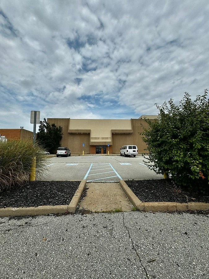 Chesterfield Mall by STL Brick House