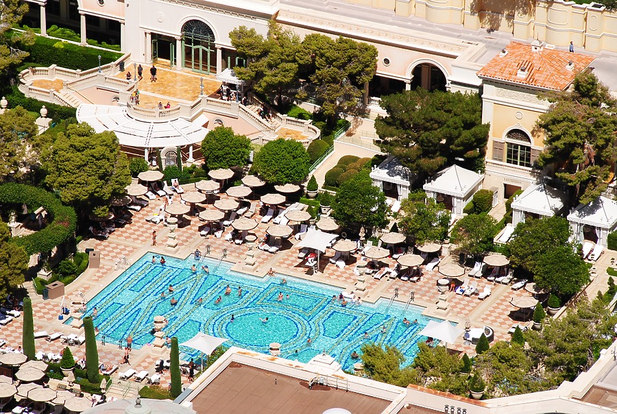 Bellagio Resort & Casino by Brian LoBue