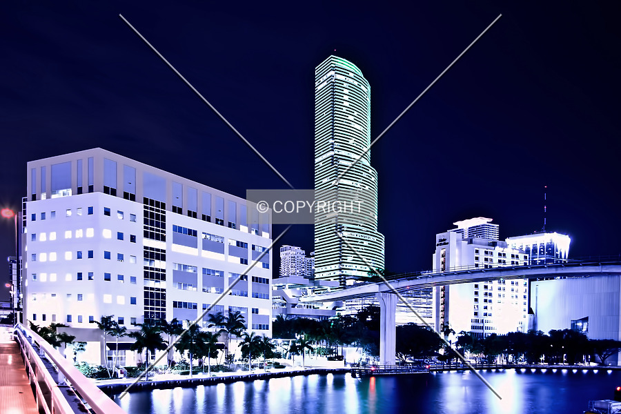 Miami Tower by Jorge Molina