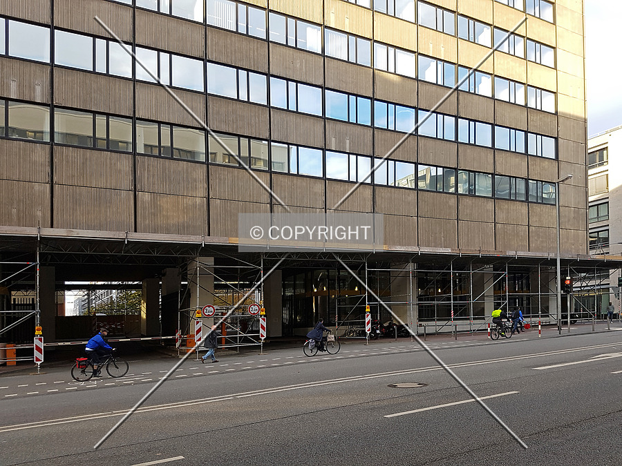 Bürohochhaus Commerzbank Trading Center by Nephilim