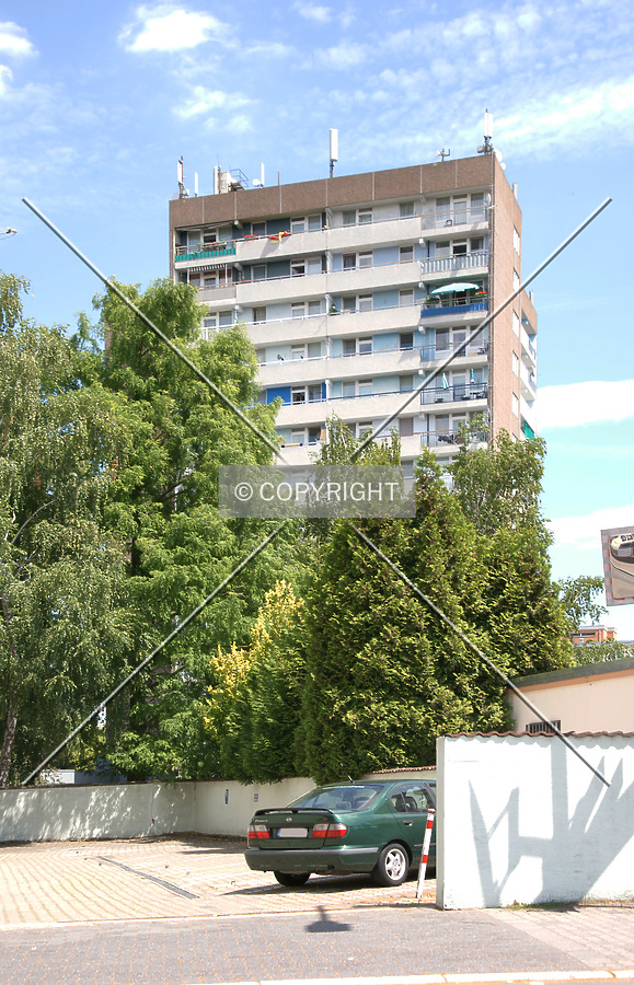 Büdinger Straße 2 by Nephilim