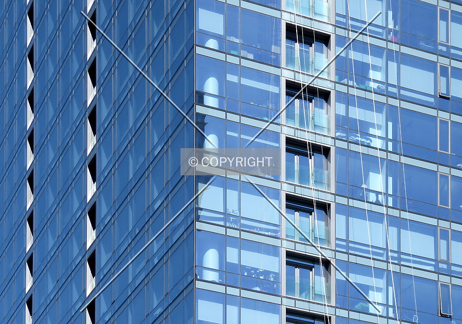 Rosslyn Central Place Residential Tower by Chris Patriarca