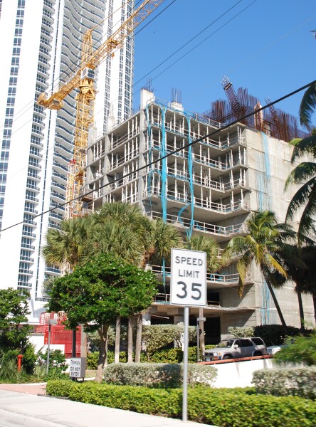 Solis Resort Spa Residences