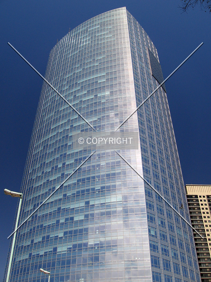 Torre Repsol YPF by Maximiliano Buono