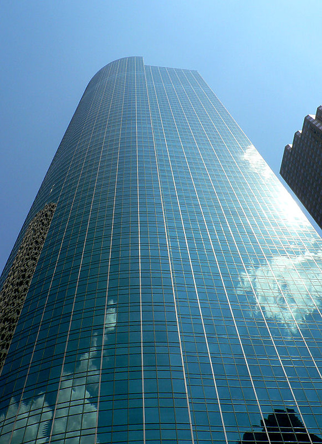 Wells Fargo Plaza by Kevin Lehnhardt