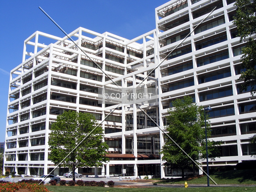 400 Perimeter Center Terrace by Clayton Odom