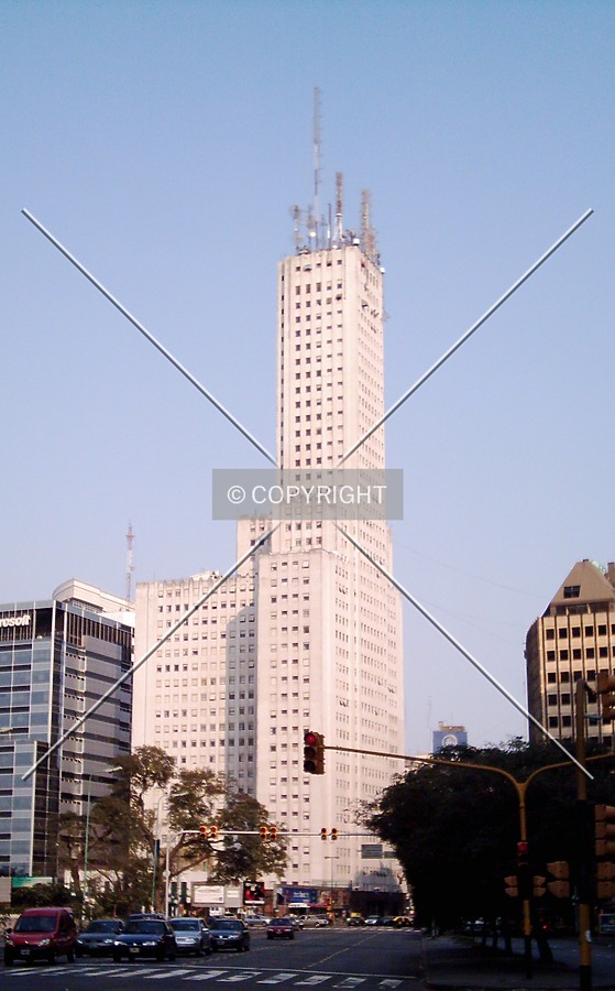 Edificio Alas by Maximiliano Buono