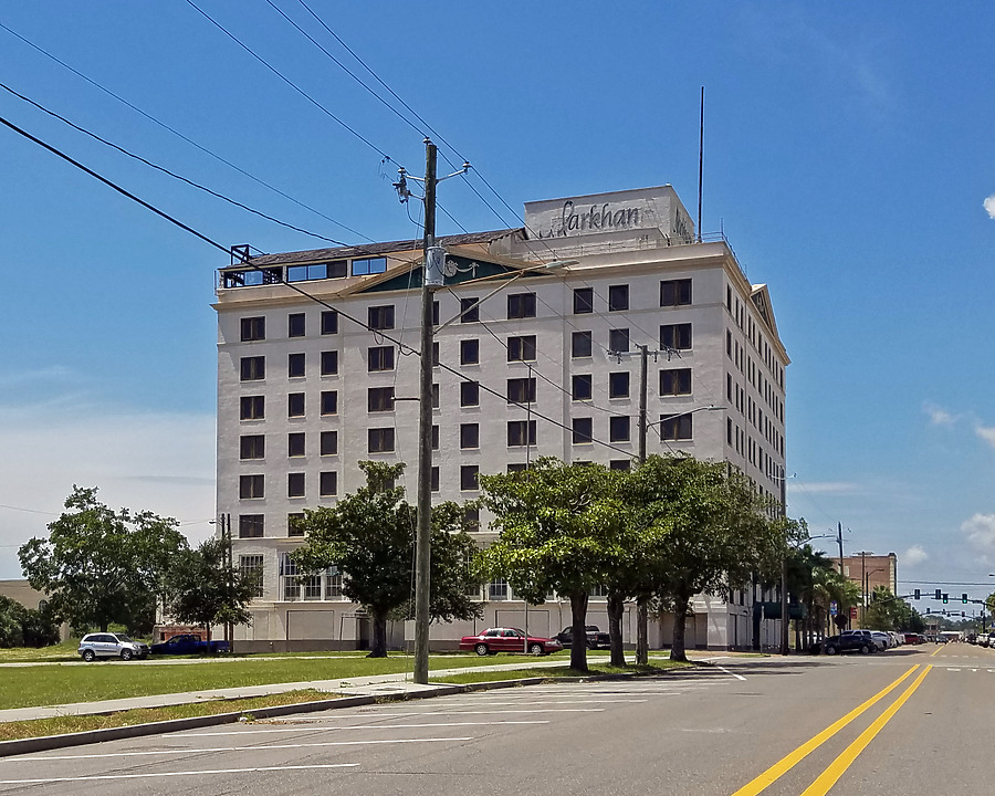 Markham Building by Ryan Hildebrand