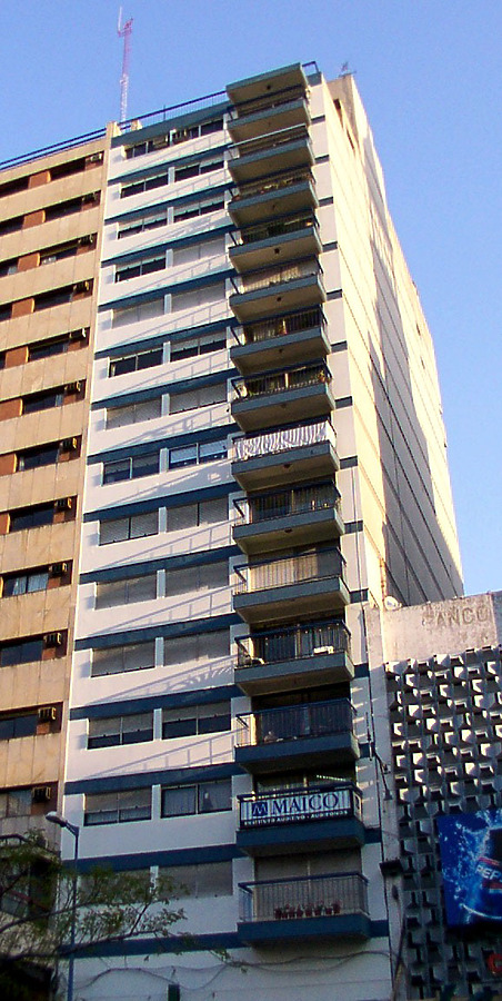 Edificio Galería Andfor by Daniel Kieckhefer