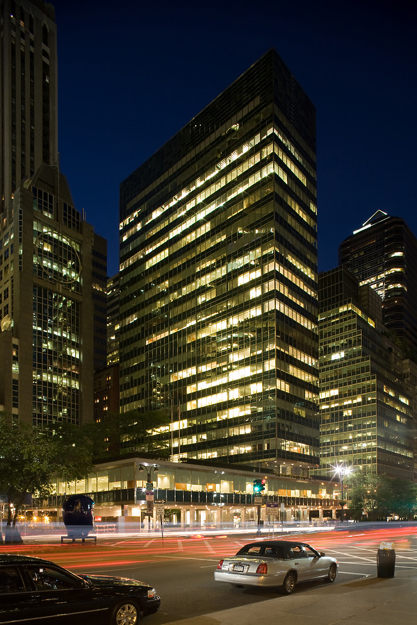 Lever House by Pavel Toczynski