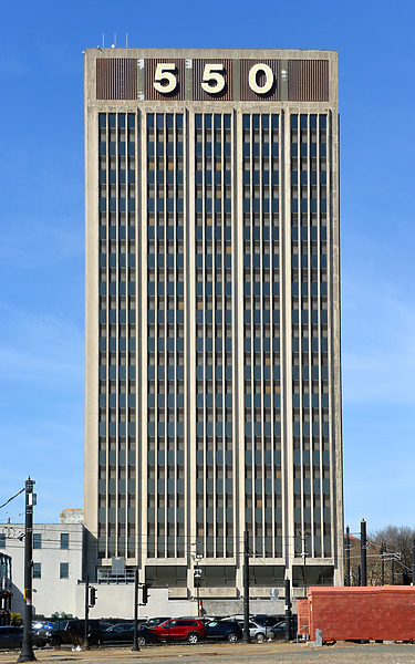 692-647-059