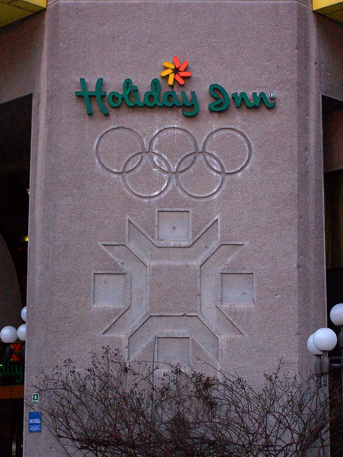 Holiday Inn by Florian Barbier