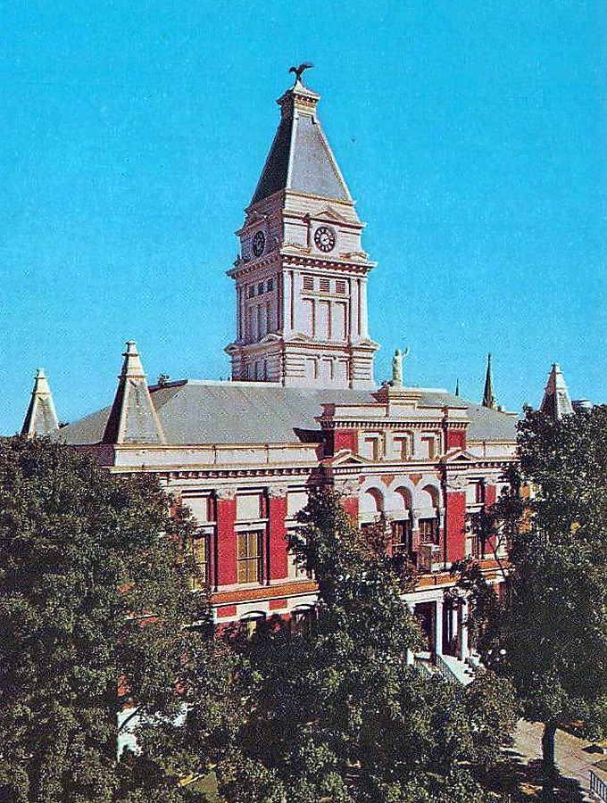 Montgomery County Courthouse by Thompsons Community Service/ Robert E. Thompson