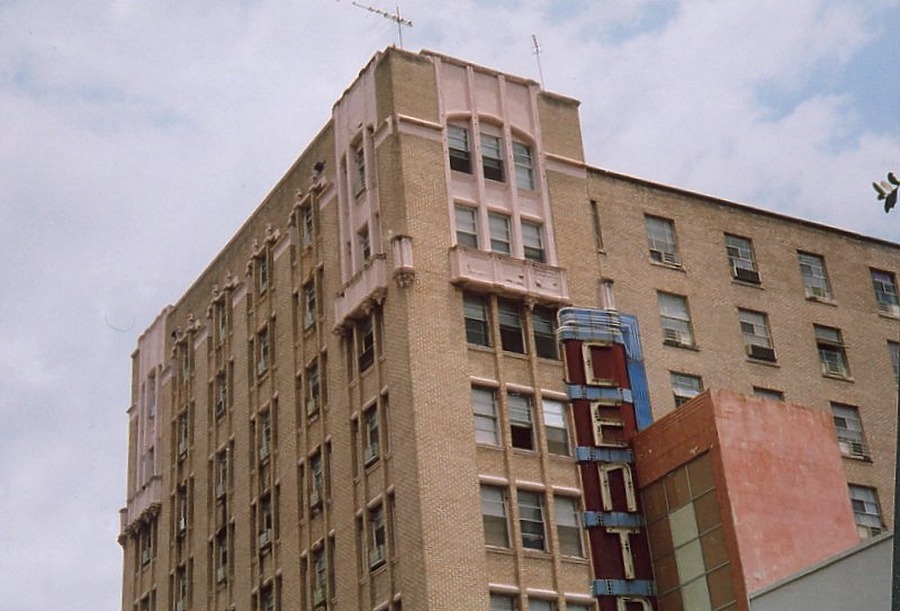 Sea Gulf Villa by Kevin Lehnhardt