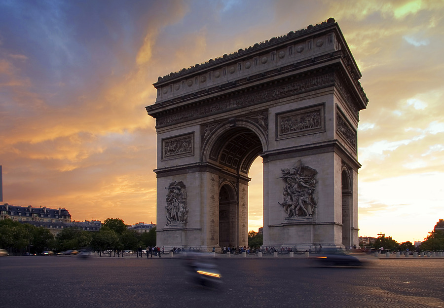 Arc de Triomphe by Pavel Toczynski