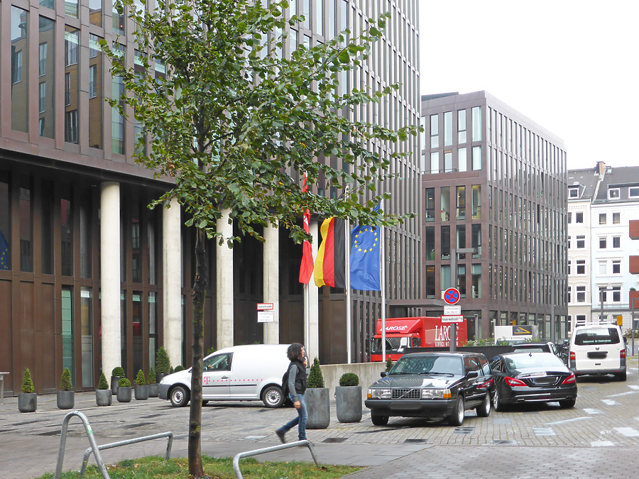 Empire Riverside Hotel by Der Hamburger