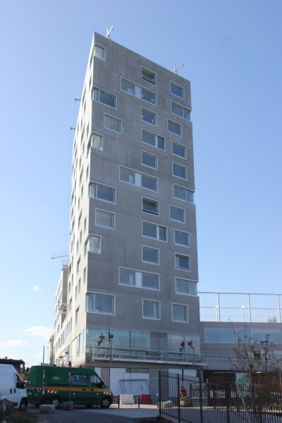 695-098-725