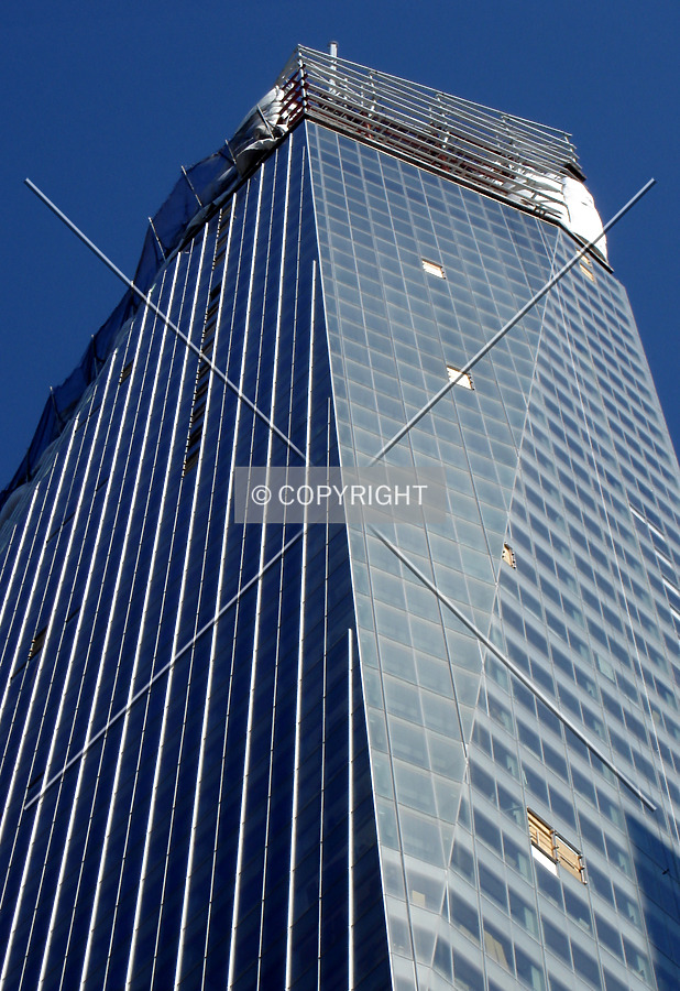 Bank of America Tower by Royce Douglas