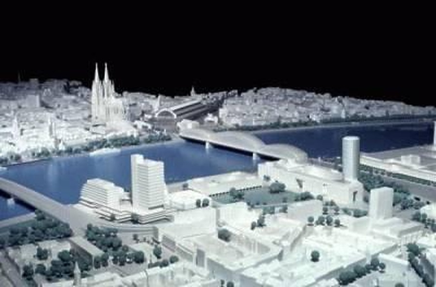 KölnTriangle by Gatermann + Schossig Architekten