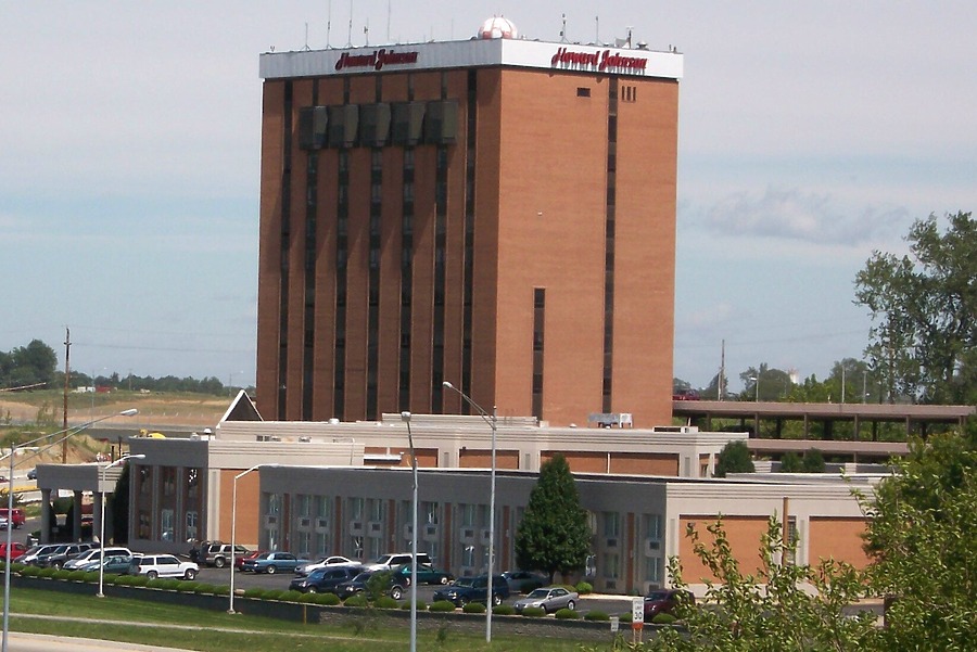 Executive Office Suites by Ryan Hildebrand