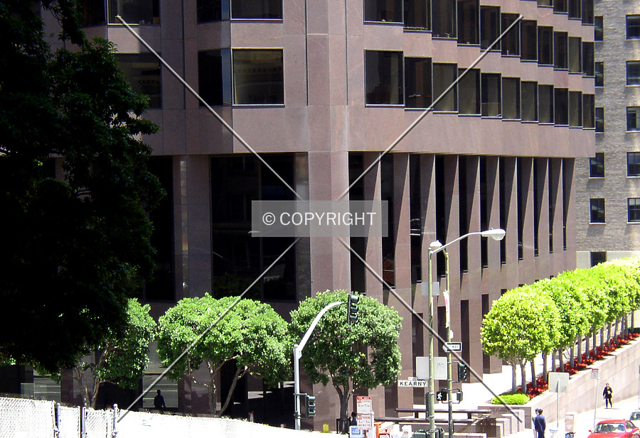 555 California Street by Chris Patriarca