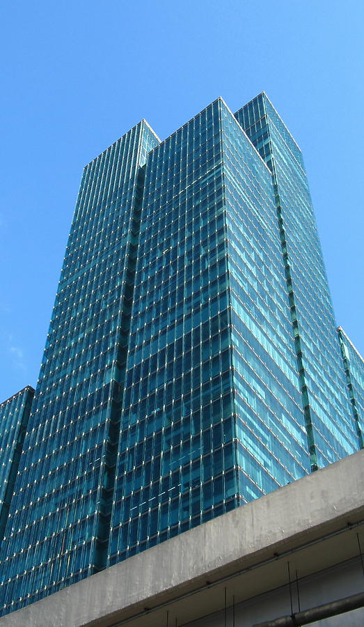 Izumi Garden Tower by Kevin Hemphill