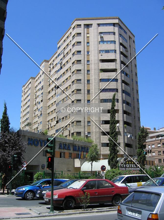 Edificio Atalaya by Victor Carcedo