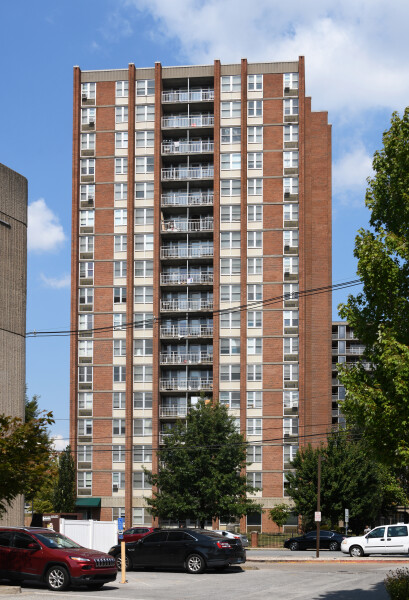 700-382-989