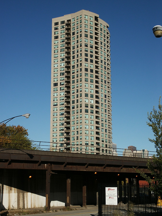 Kinzie Park Tower by Daniel Kieckhefer
