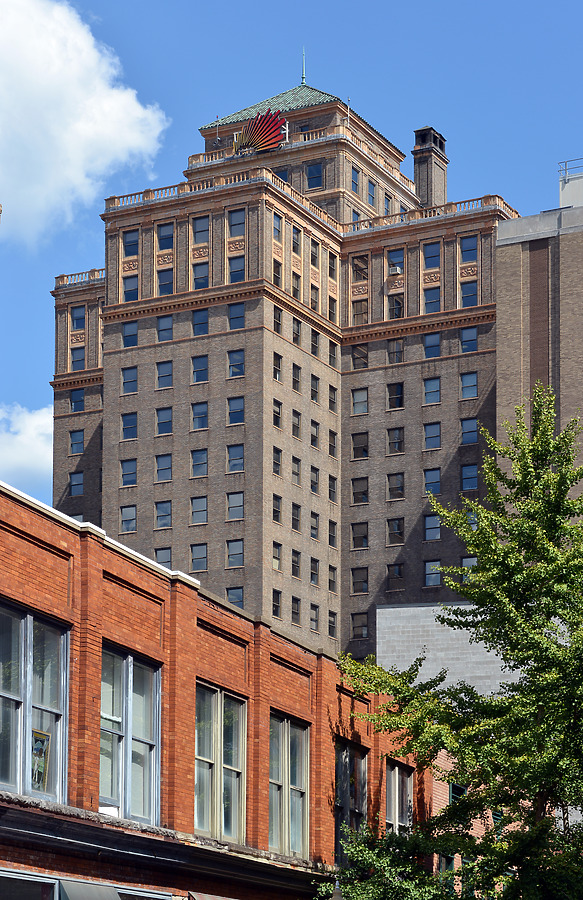 Kanawha Valley Building by John W. Cahill