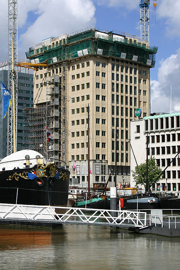 De Coopvaert by Michiel van Dijk