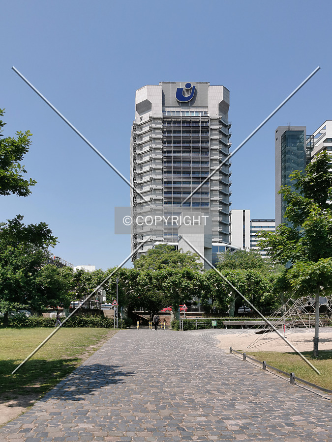 Union Investment-Hochhaus by Nephilim