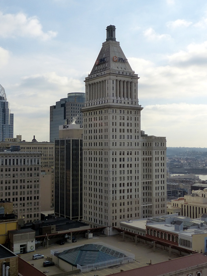 PNC Tower by Nate Lindsey