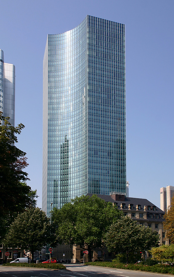 SKYPER Tower by Michiel van Dijk