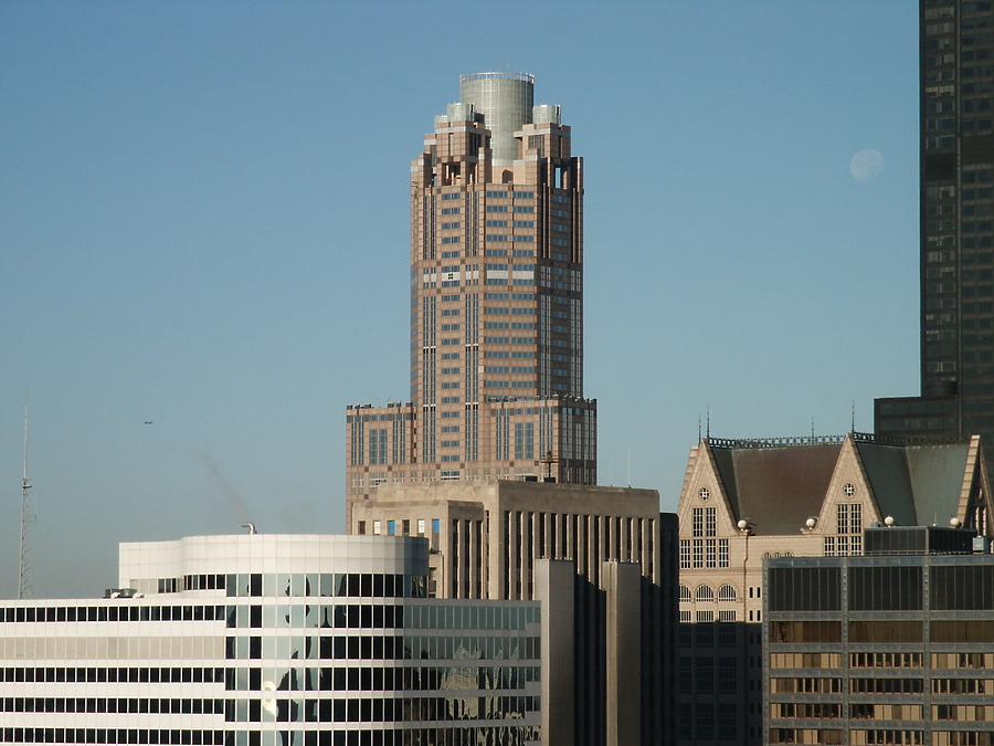 311 South Wacker by Daniel Kieckhefer