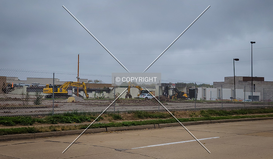 Jamestown Mall by Ryan Hildebrand