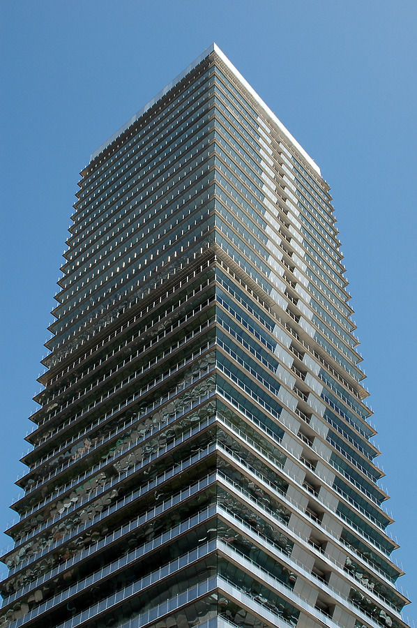 Torre Mapfre by John Bek