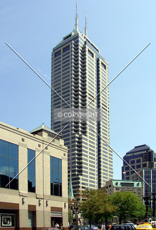 Salesforce Tower by Chris Patriarca