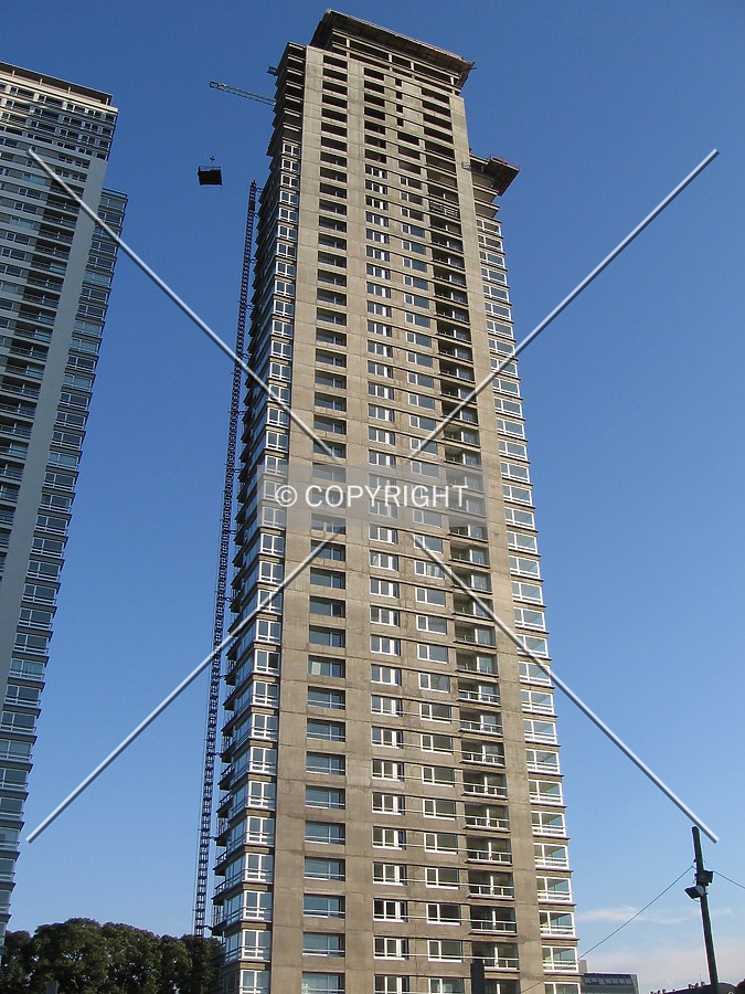 Torre del Parque by Maximiliano Buono