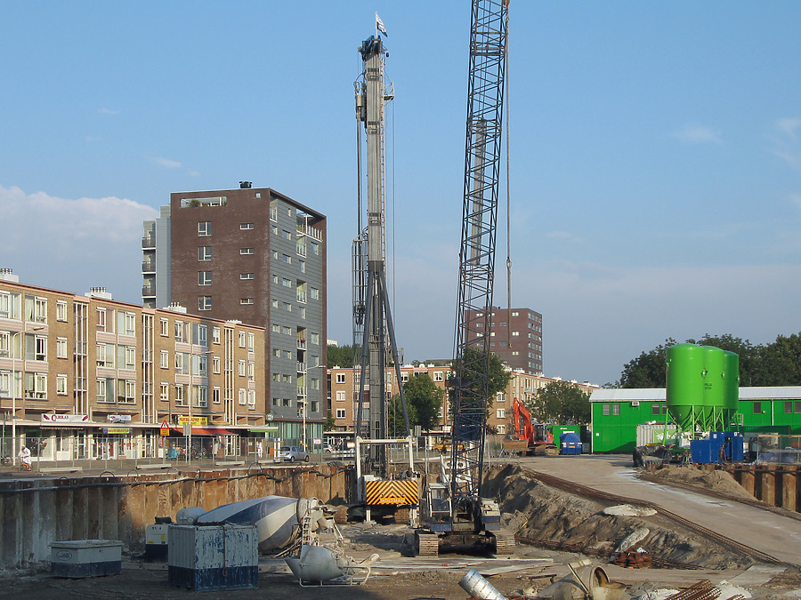 Stadskantoor Leyweg by Michiel van Dijk