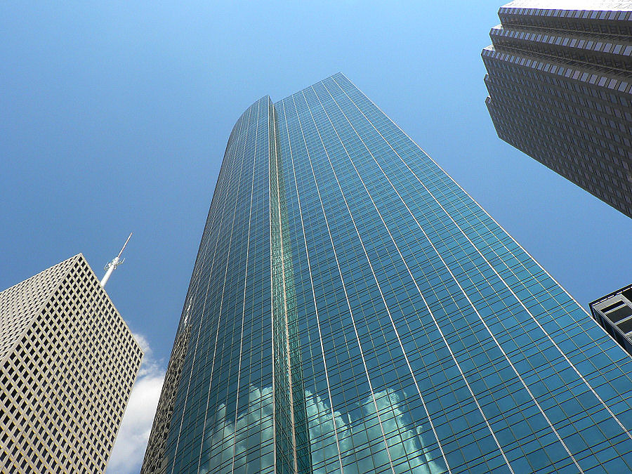 Wells Fargo Plaza by Kevin Lehnhardt
