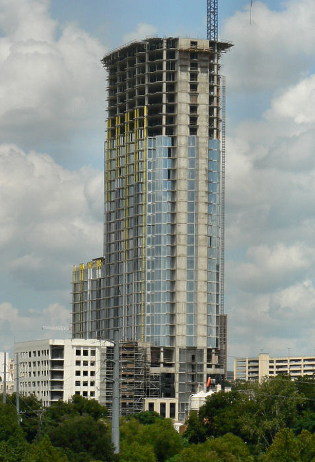 360 Condominiums by Kevin Lehnhardt